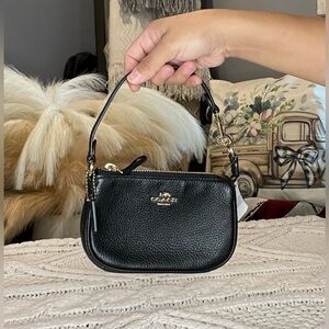 NWT COACH WRISTLET